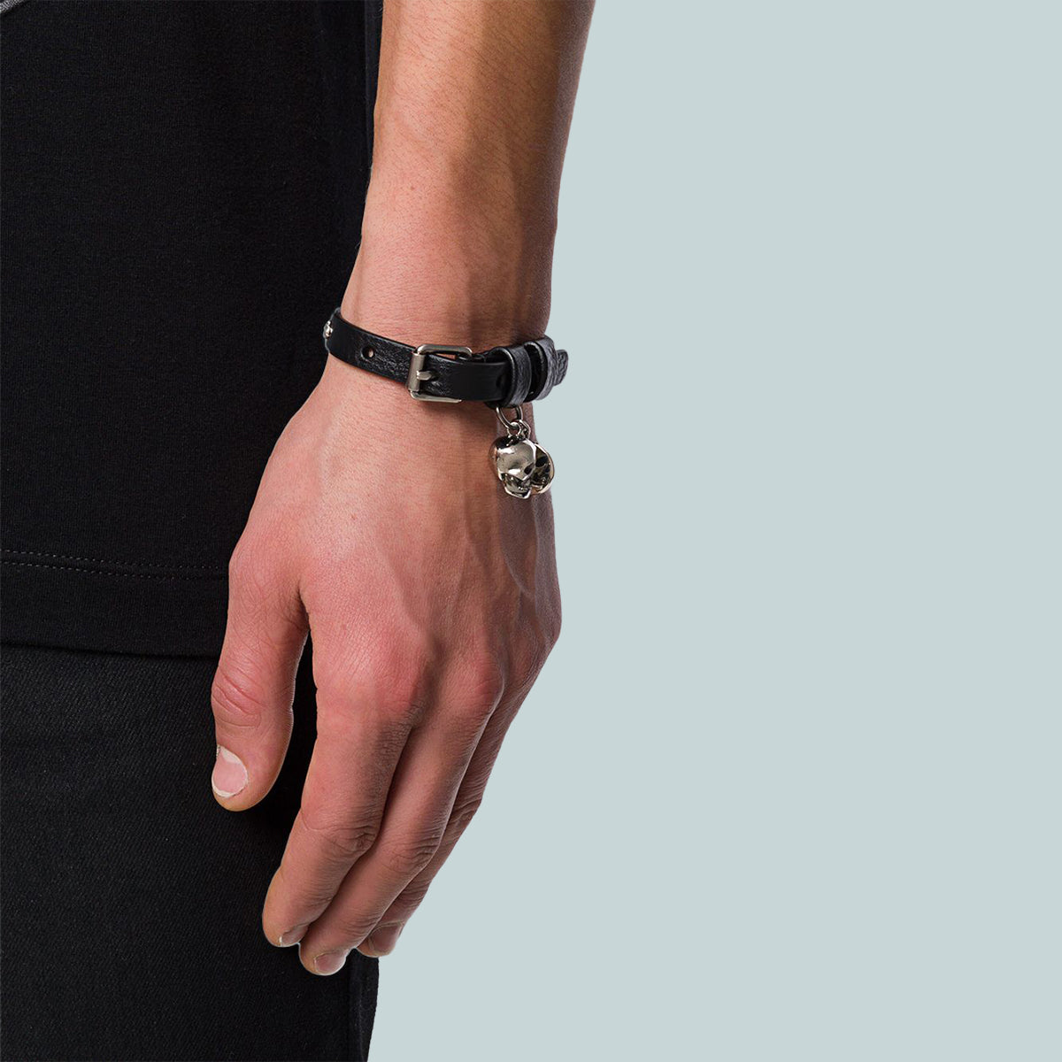 Hammered Studs Single-Wrap Bracelet