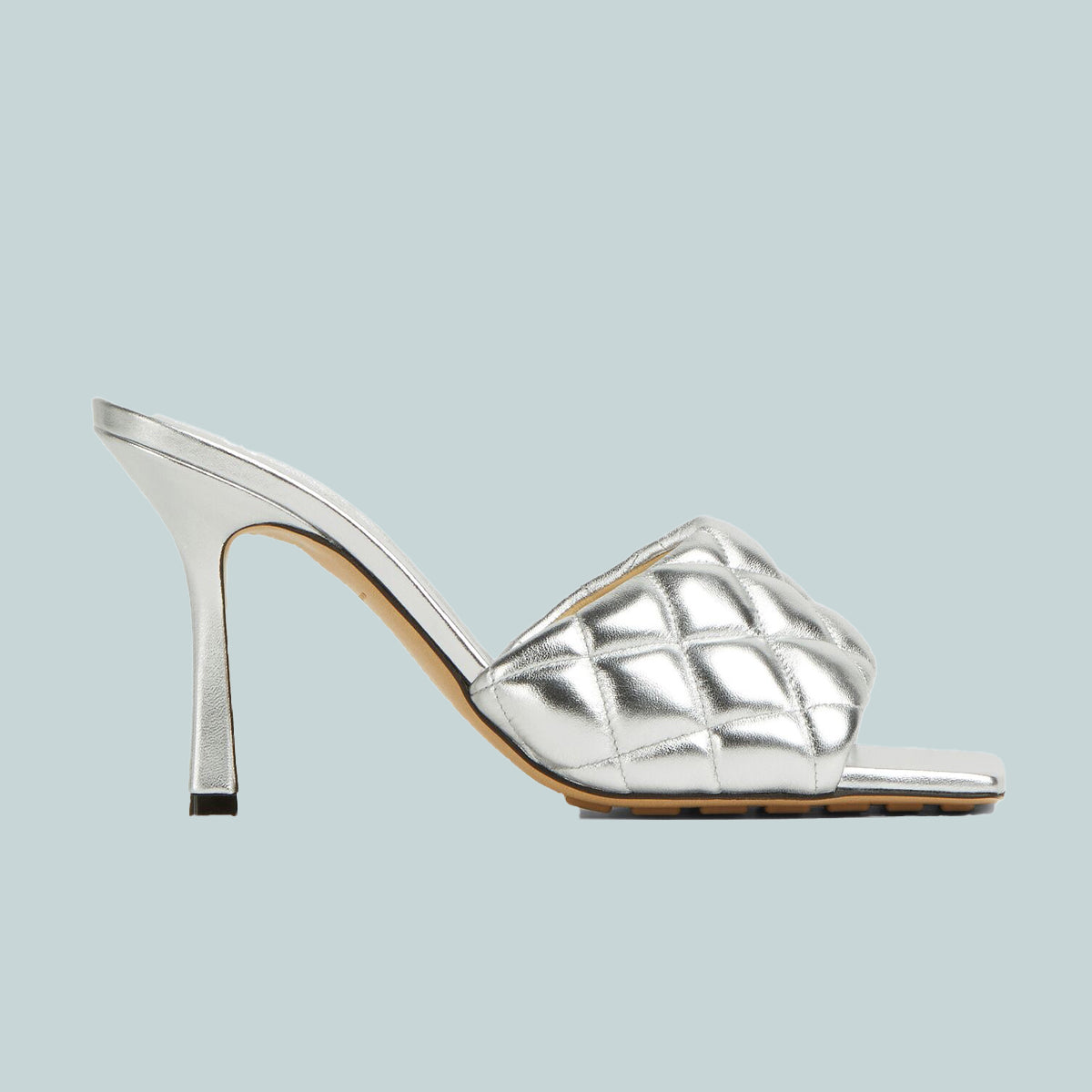 Padded sandal silver