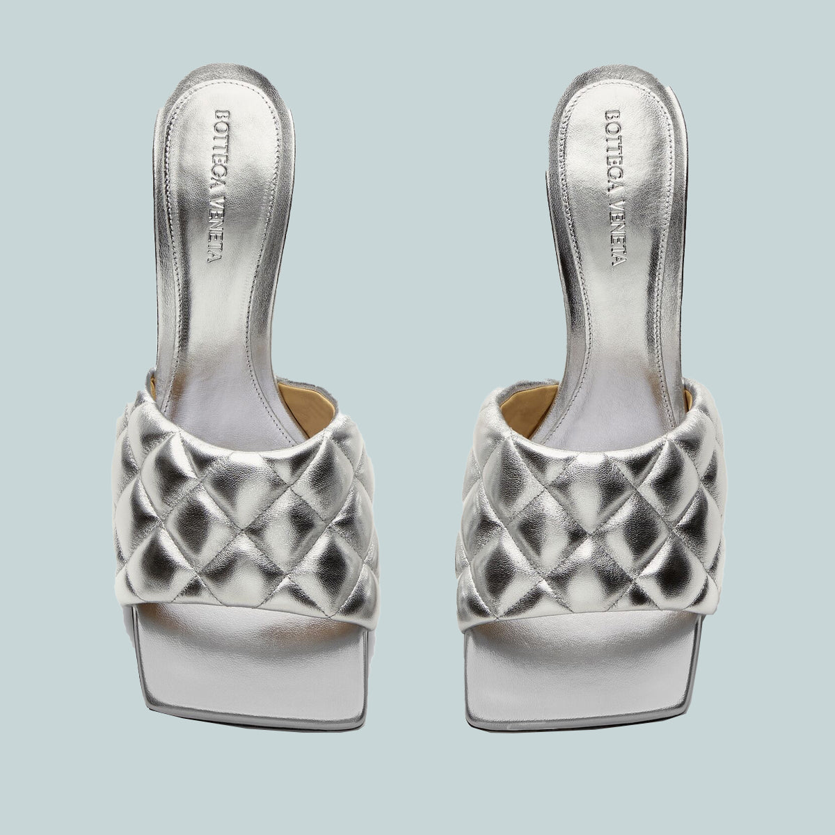 Padded sandal silver