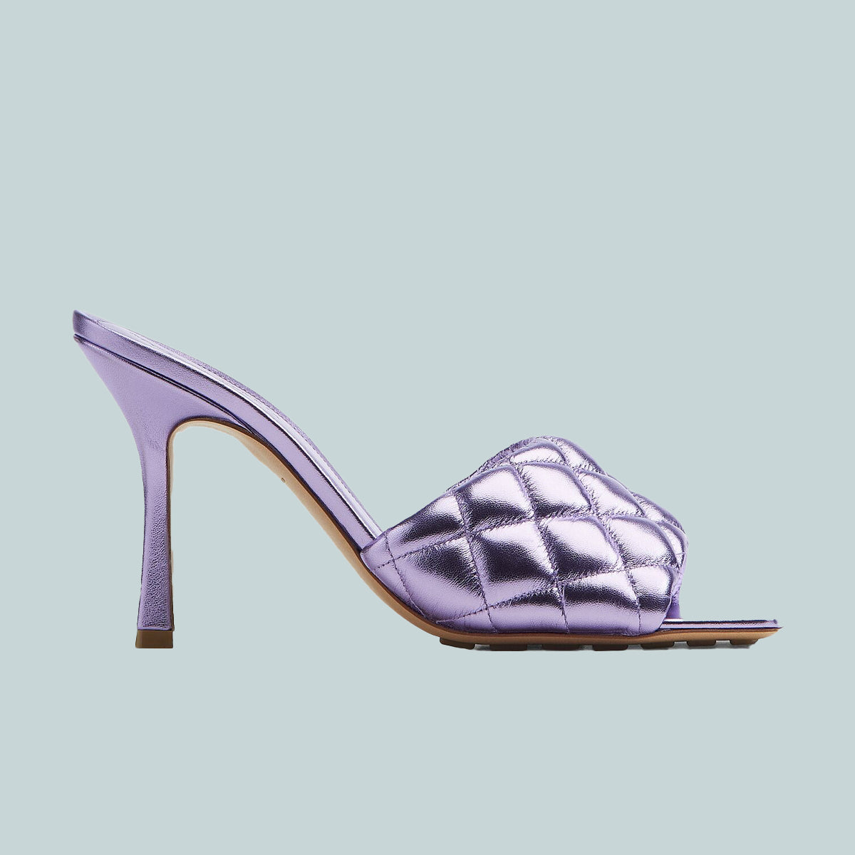 Padded sandal wisteria