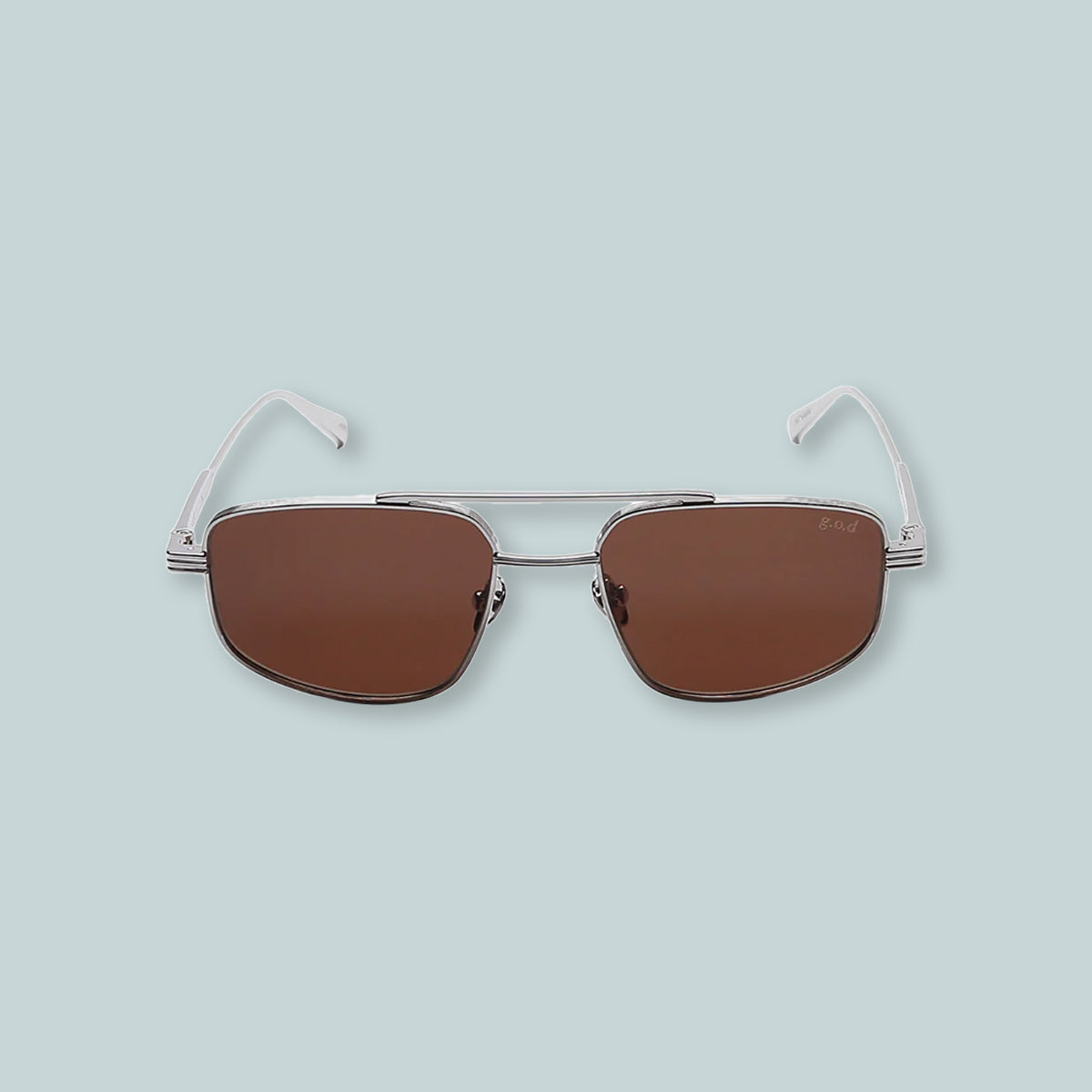 Seventy Two / 18K White Gold / Chestnut