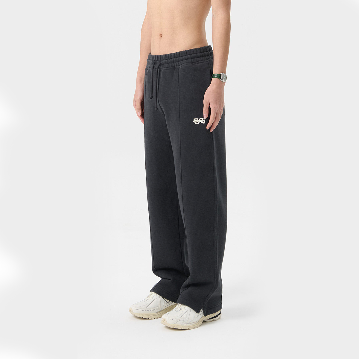 SG24 Logo Straight Leg Sweatpants Jet Black