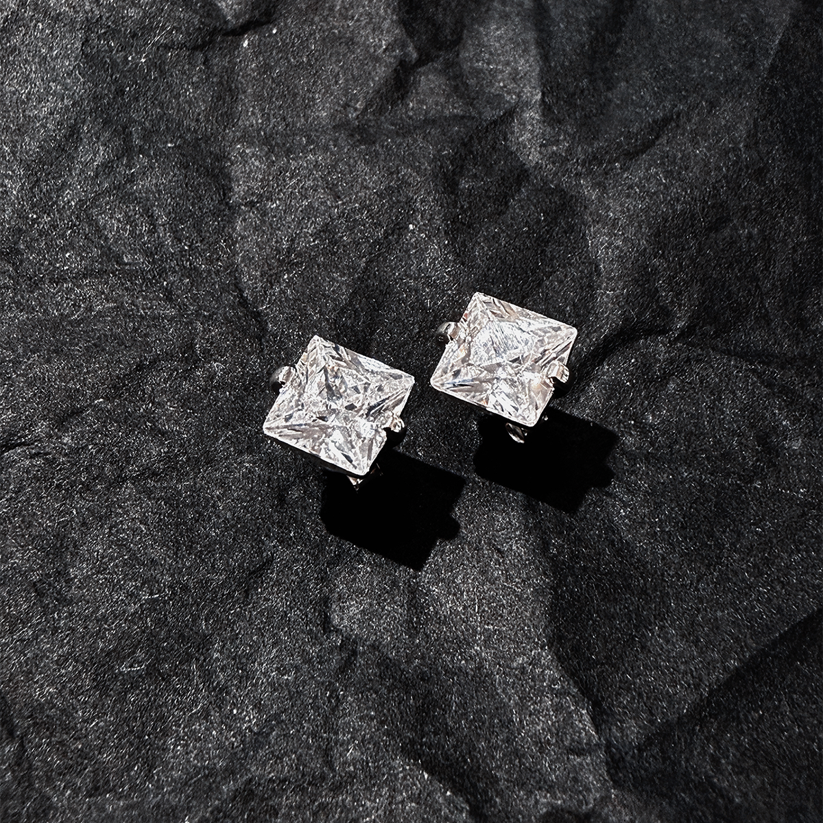 Square Earrings M