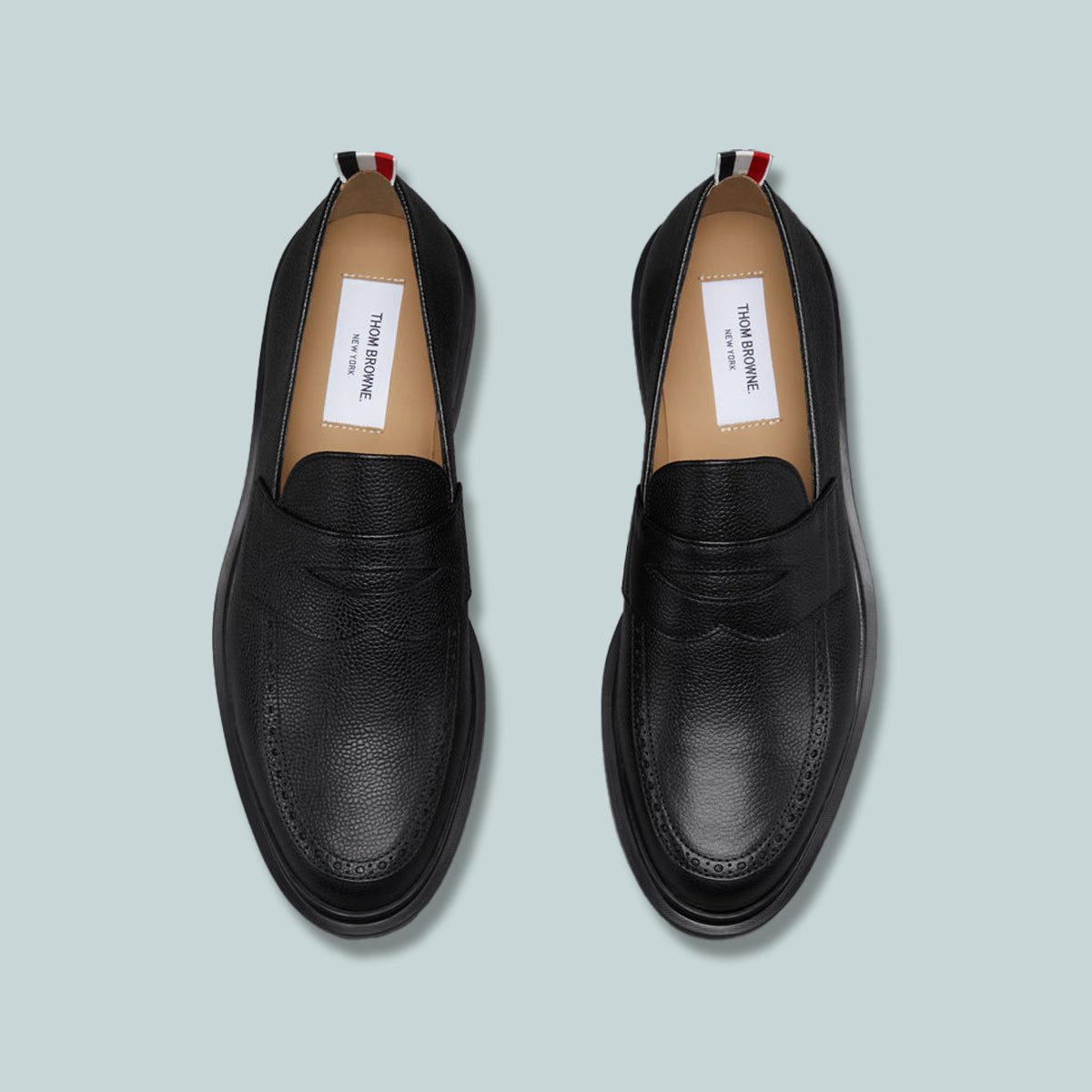 Pebble Grain Lightweight Rubber Sole Penny Loafers Black