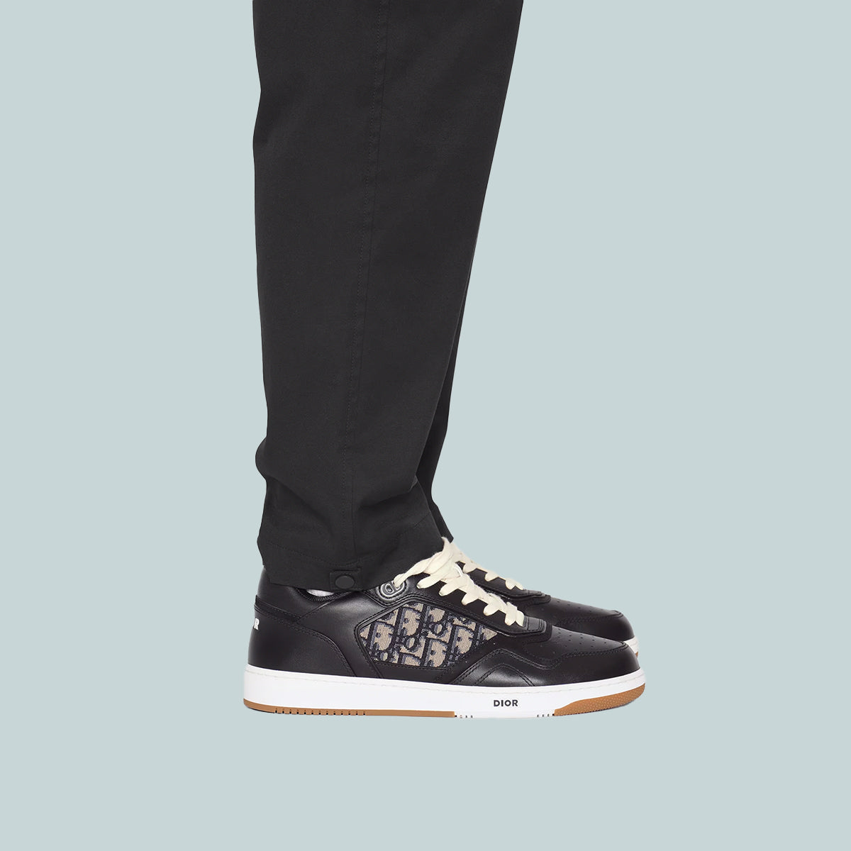 B27 Low-Top Sneaker Black