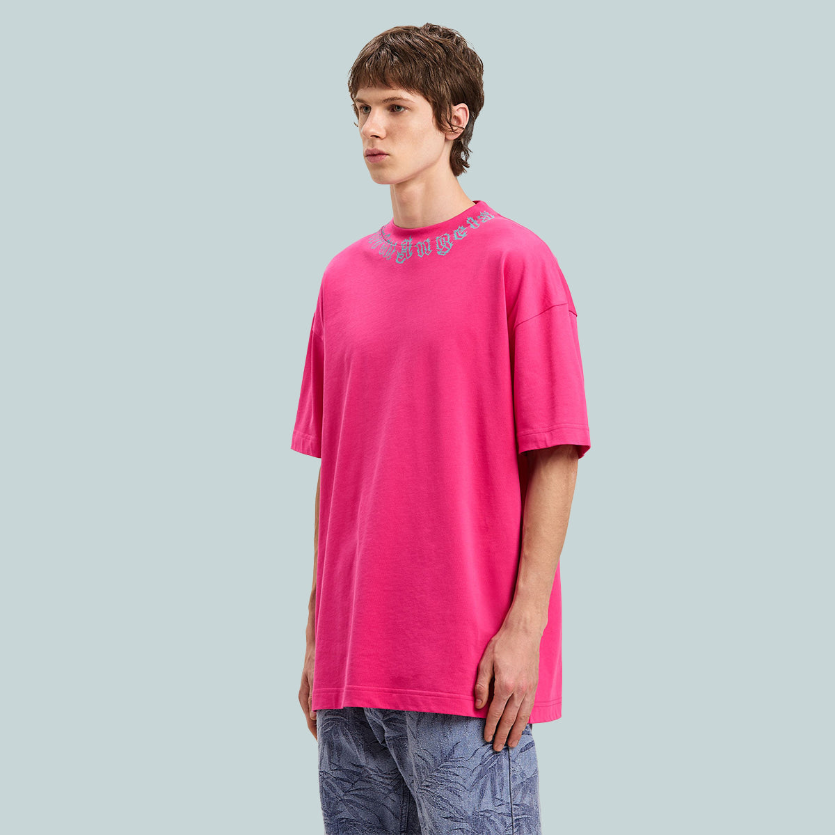 Neck Logo Tee Fuchsia / Light Blue