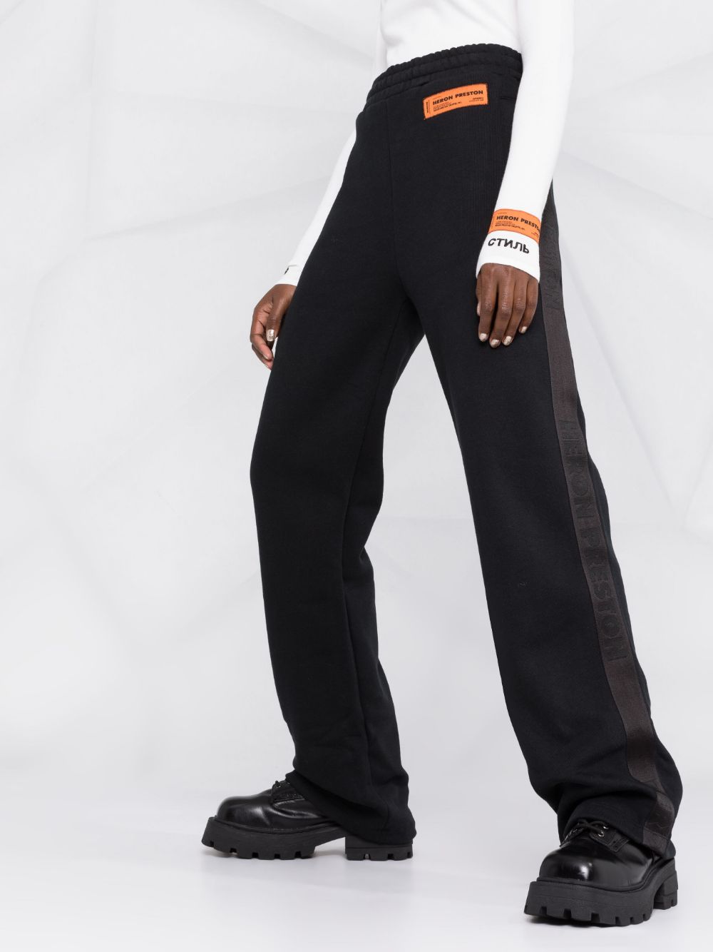 Straight leg sweatpants logo black